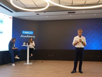 Paolo Di Grazia, vicedirettore generale di Fineco, presenta il nuovo strumento di intelligenza artificiale per i consulenti finanziari