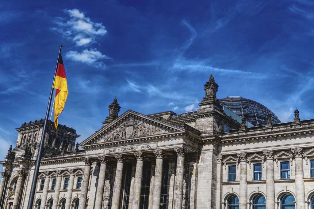 Germania: vendite al dettaglio crollano a marzo