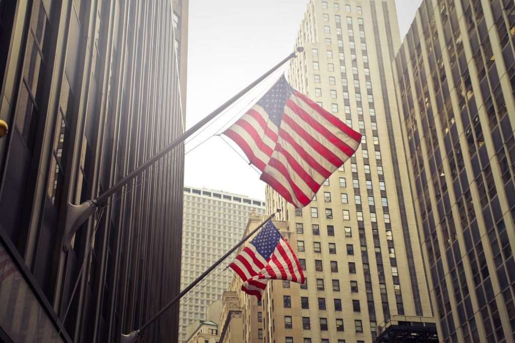 Wall Street sostiene Piazza Affari