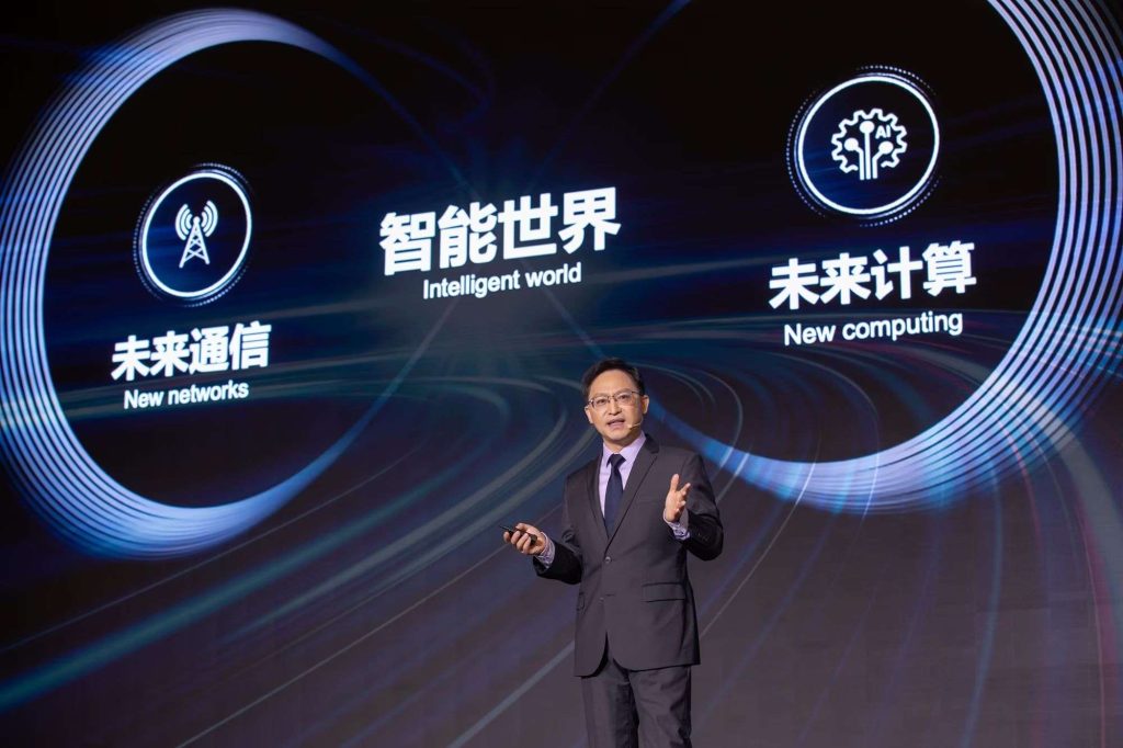 Microsoft sta con Huawei e attacca Donald Trump