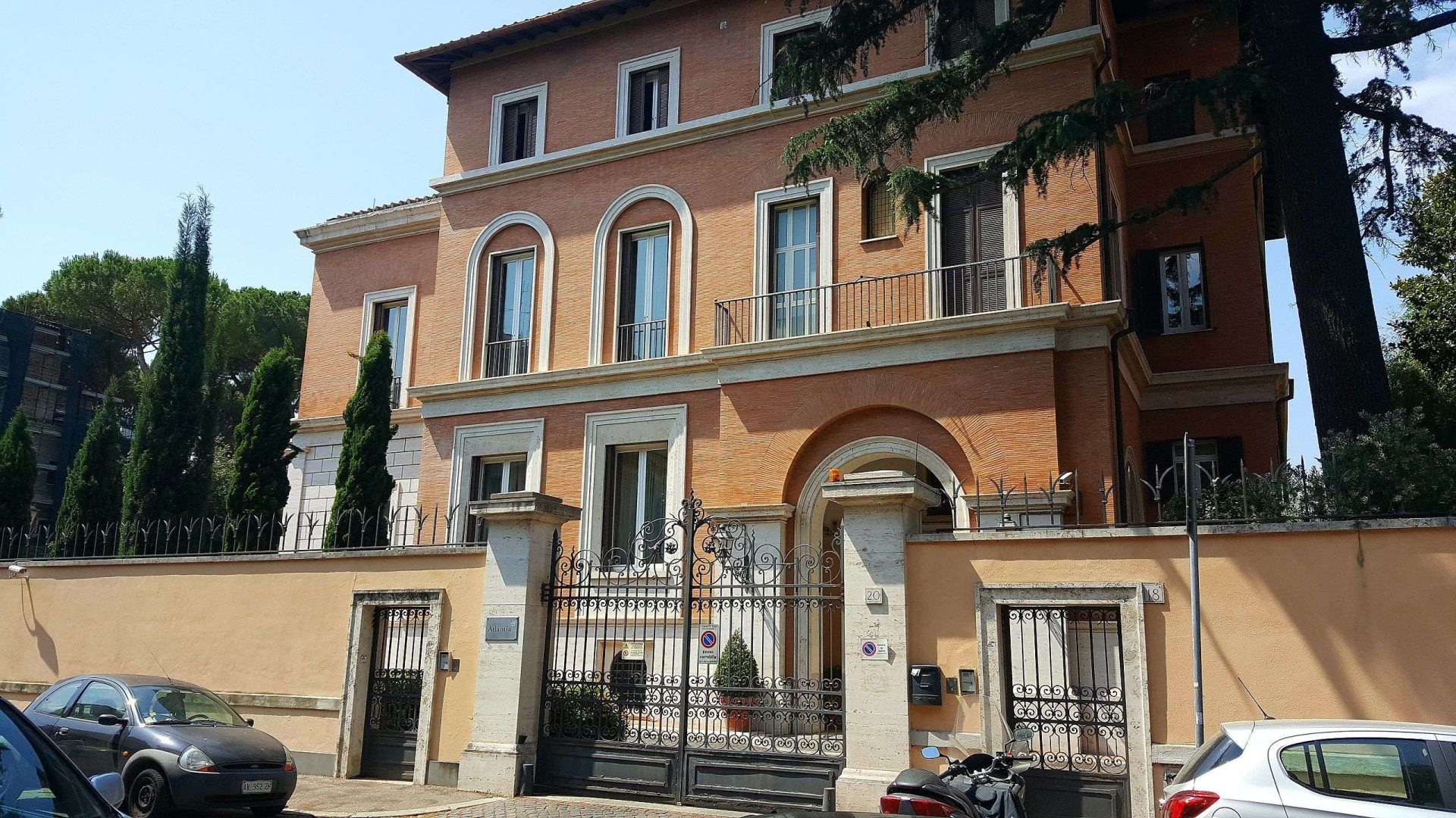 Atlantia: buyback su 20% del capitale, cosa fare in Borsa con azioni?