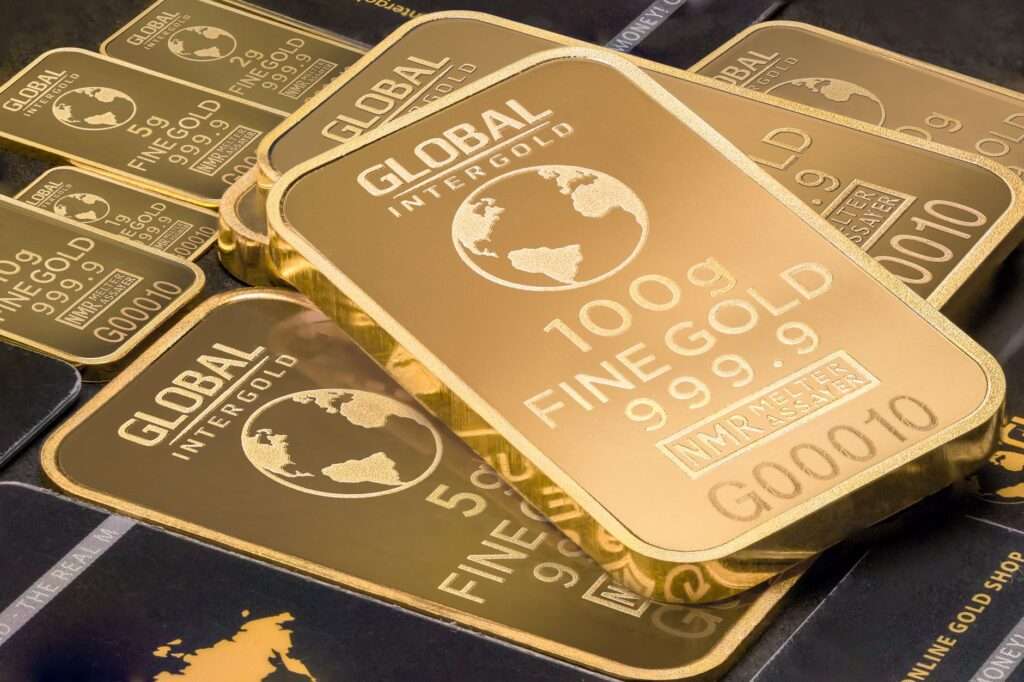 Oro: per UBS nel 2022 le quotazioni scenderanno a 1.650 dollari