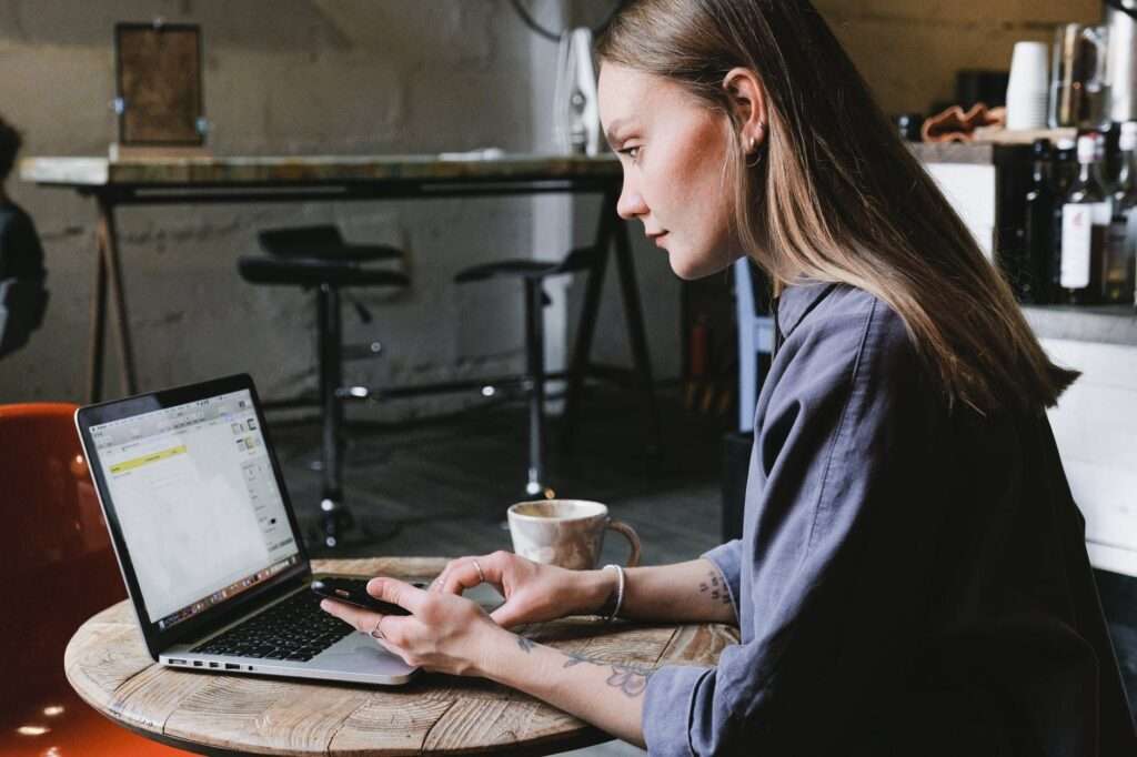 Womenomics: cos'è e come si è sviluppata l'economia delle donne