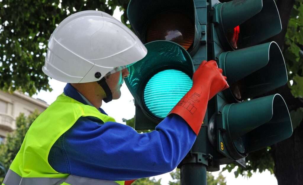 Iren cresce nell'energia green, cosa fare in Borsa con le azioni?