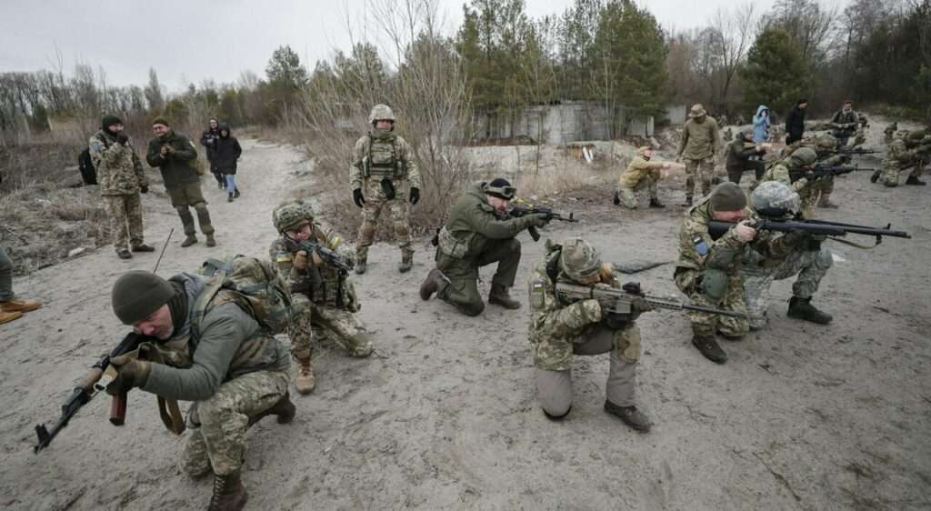 Russia-Ucraina: chi vince e chi perde in Borsa con guerra e de-escalation