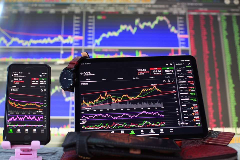 Investimenti: i fondi fuggono dalle azioni tecnologiche, ecco perch&eacute;