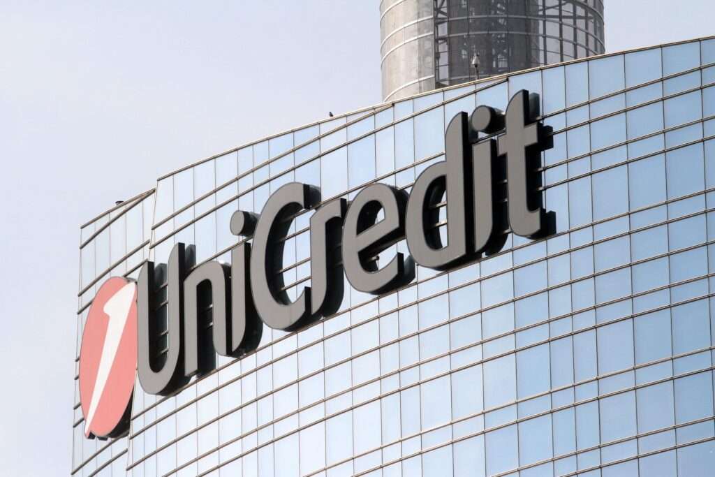 UniCredit sotto i riflettori con possibile M&A e risultati 2021 oltre le attese