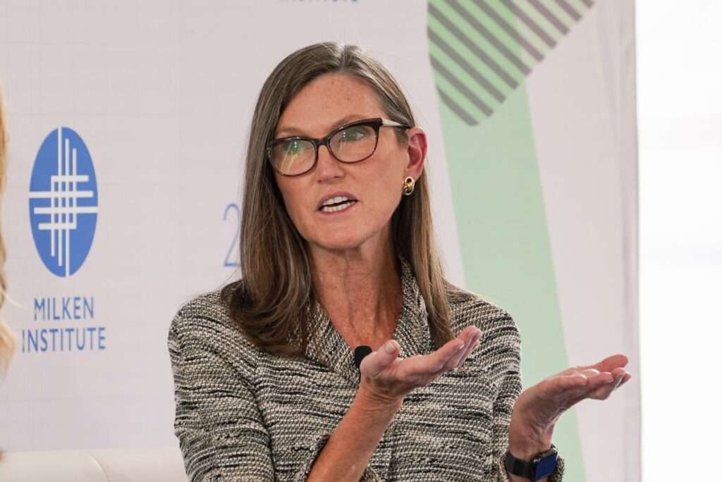 Criptovalute: ecco i 5 indicatori rialzisti di Cathie Wood