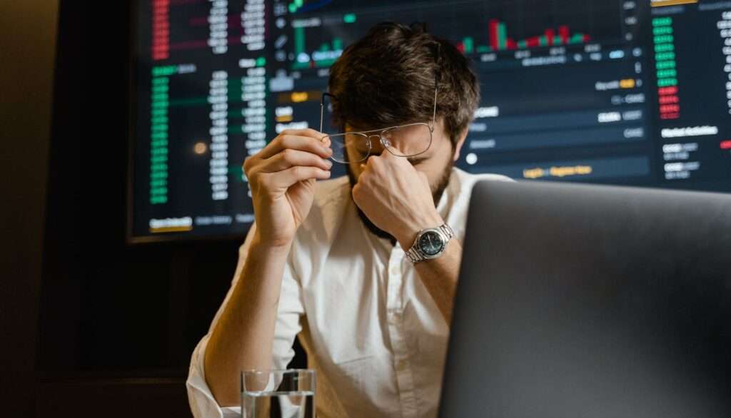 Azioni europee: le banche d'affari tagliano gli obiettivi di prezzo