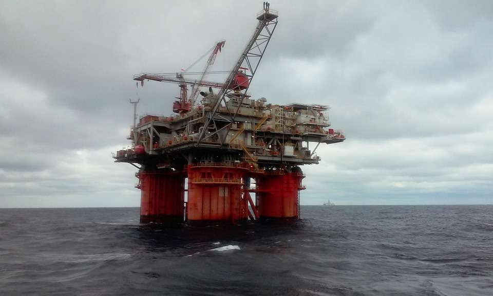 Petrolio: l'impatto di un embargo europeo sulle forniture russe