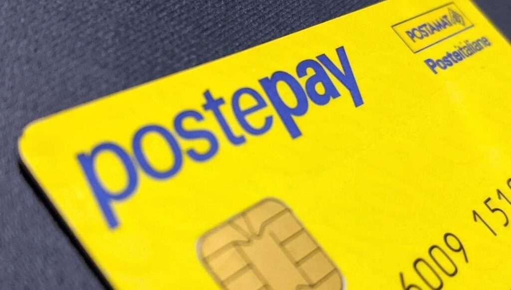 PostePay: come ricaricare la carta prepagata - guida completa