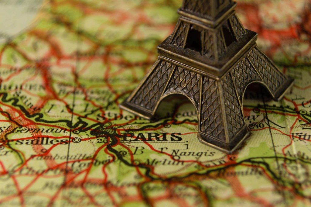 Banche francesi impermeabili alle elezioni per 3 motivi. Ma occhio ai 3 rischi