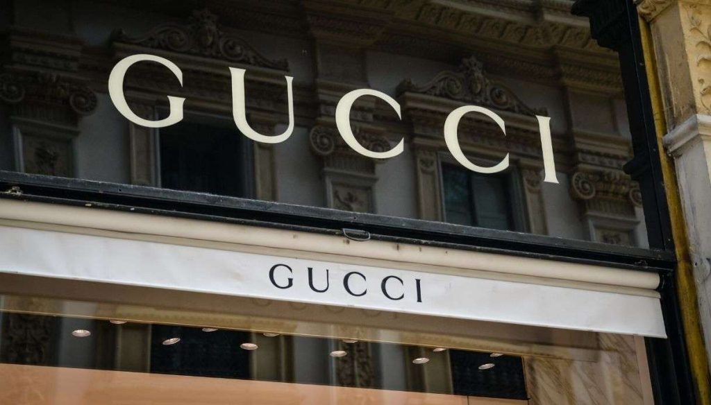 Gucci si ferma e Kering inciampa: titolo verso nuovi minimi?