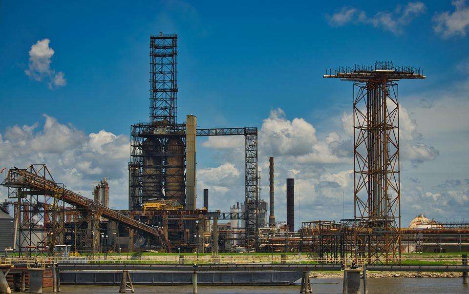 Materie prime energetiche: Goldman Sachs, nel 2023 un nuovo rally