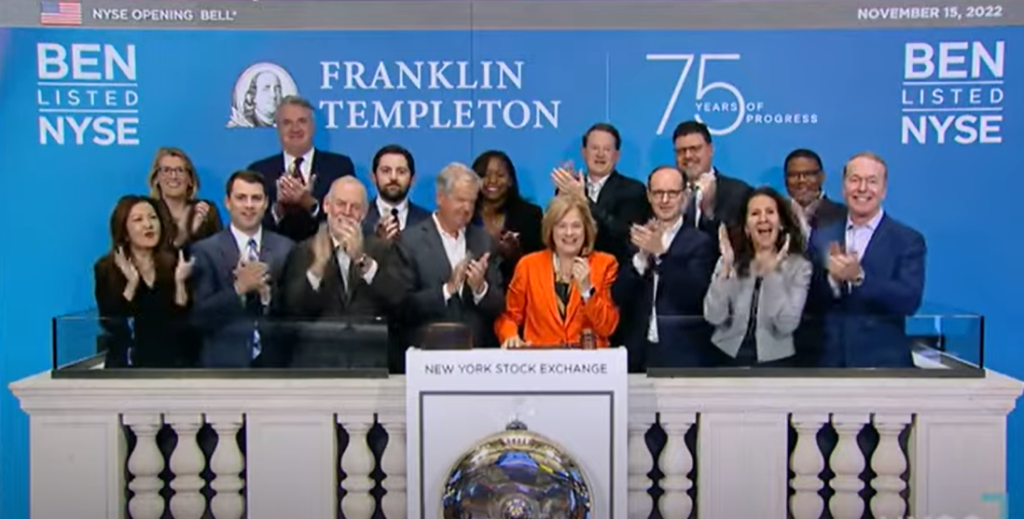 I manager di Franklin Templeton suonano la campanella di avvio contrattazioni al Nyse
