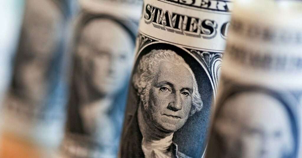 Titoli di Stato USA: si allarga inversione curva dei tassi, cosa significa?