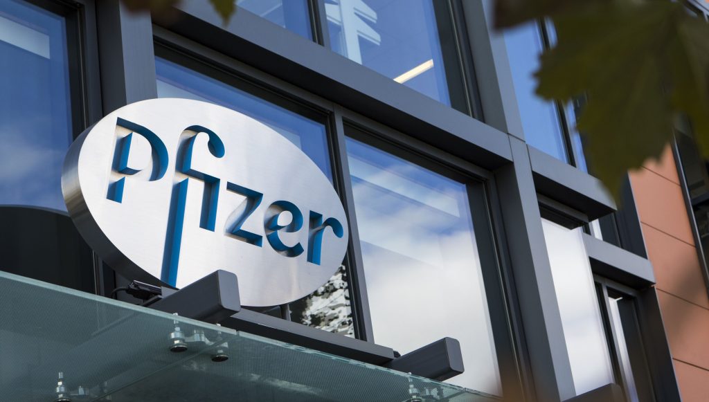 Azioni Pfizer: con 2023 inizia era post-covid, cosa fare in Borsa?