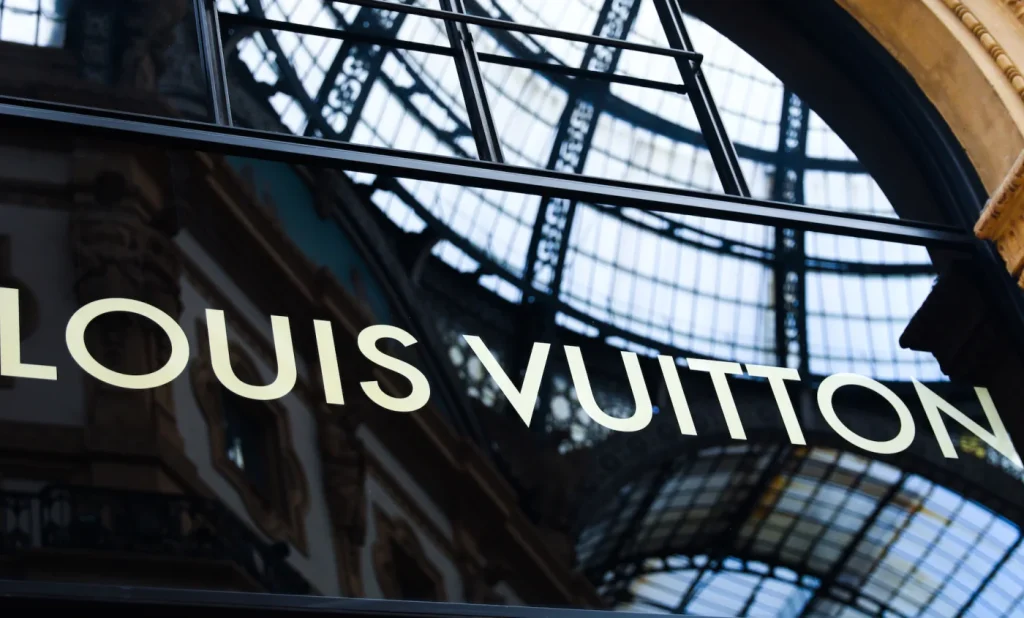 Lvmh: massimi di sempre a Parigi per l'azione. Quali i motivi del rally?