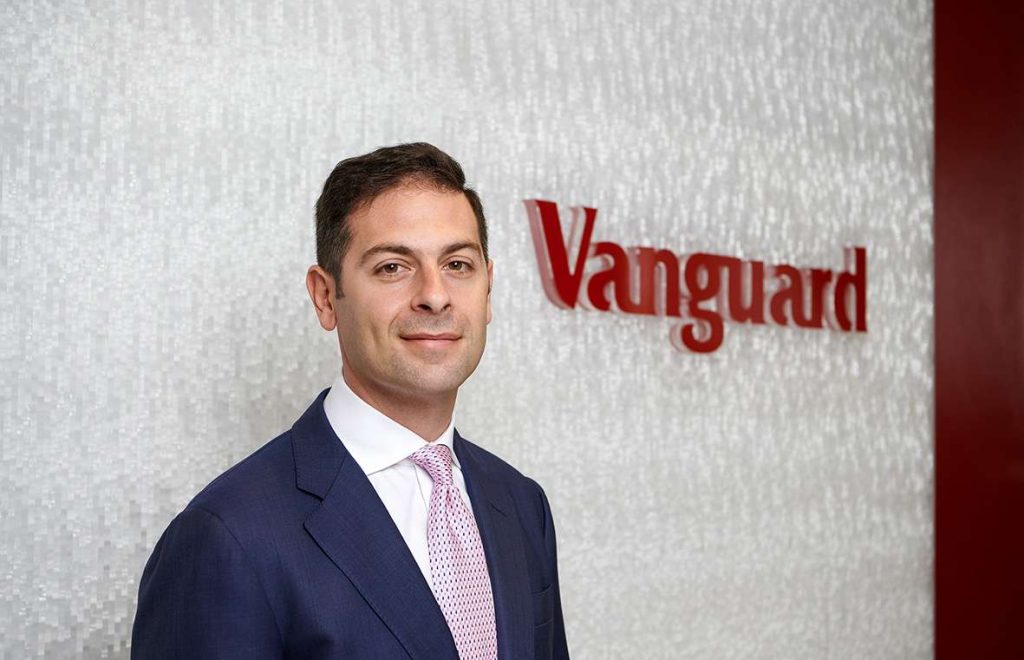 Nell'immagine, il responsabile Italia e Sud Europa di Vanguard, Simone Rosti