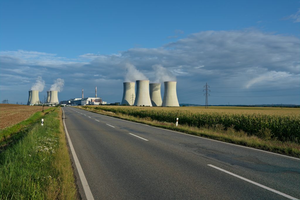 Un impianto di produzione di energia nucleare