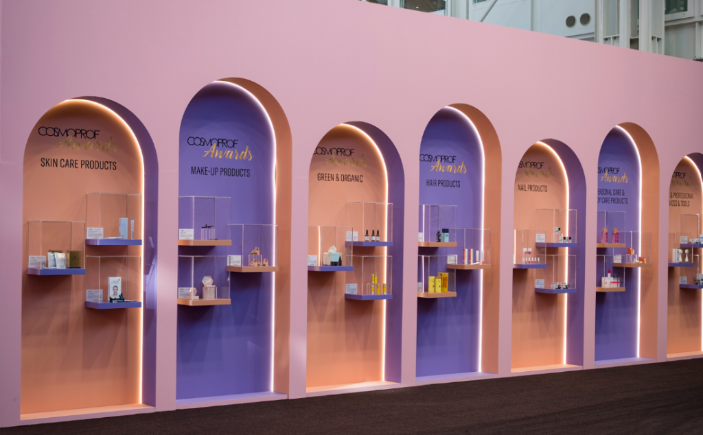 Un'immagine tratta da Cosmoprof, la fiera del settore cosmetica tenutasi a Bologna pochi mesi fa
