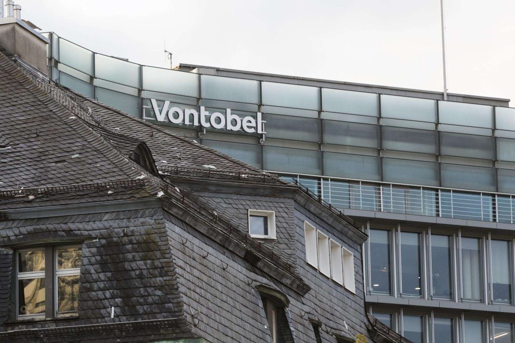 Una sede di Vontobel con il logo della società