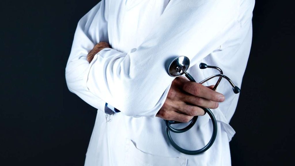 Un medico fiscale dell'INPS