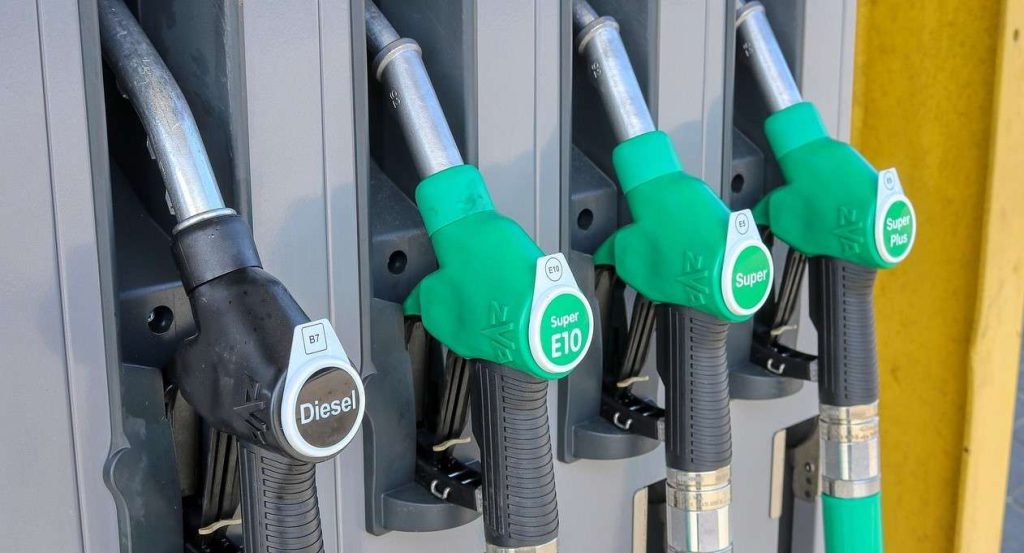 Benzina: ecco come si determina il prezzo alla pompa