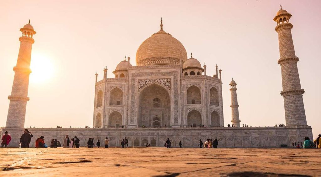 Investimenti: Morgan Stanley, meglio l'India che la Cina
