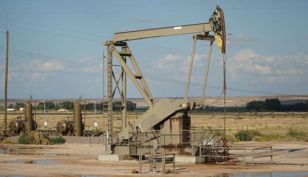 Petrolio: prezzi in rialzo in attesa della riunione dell'OPEC+