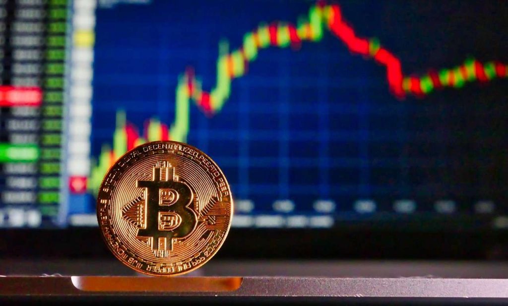Bitcoin: ancora vendite sulla criptovaluta, ecco cosa succede