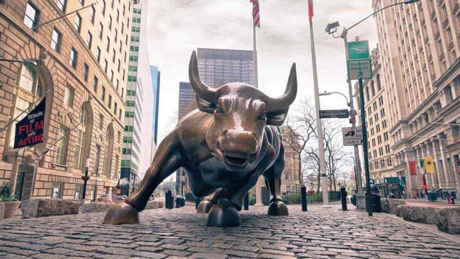 Wall Street: BofA alza le stime sugli utili 2024 per l'S&P 500