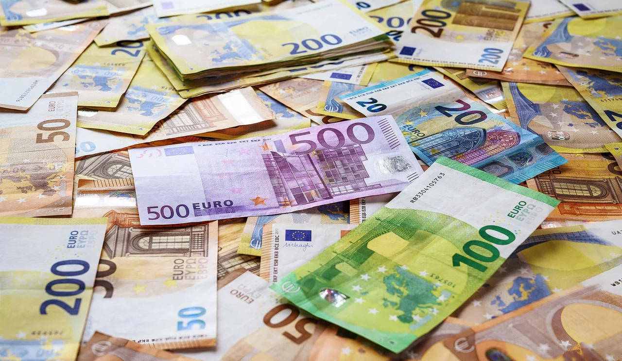 Il 20% delle Banche centrali comprerà euro nei prossimi 2 anni, ecco perché