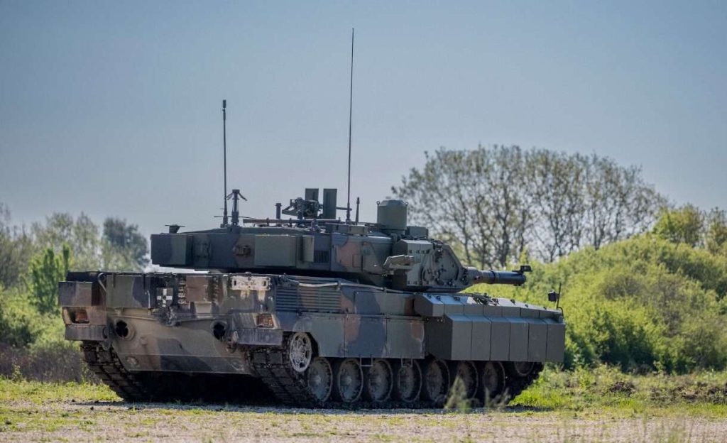 Nell'immagine un carro armato Ariete prodotto dal consorzio Iveco-Oto Melara