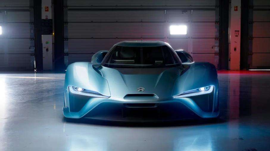 NIO lancia la sfida a Tesla, accordo con BYD sulle batterie