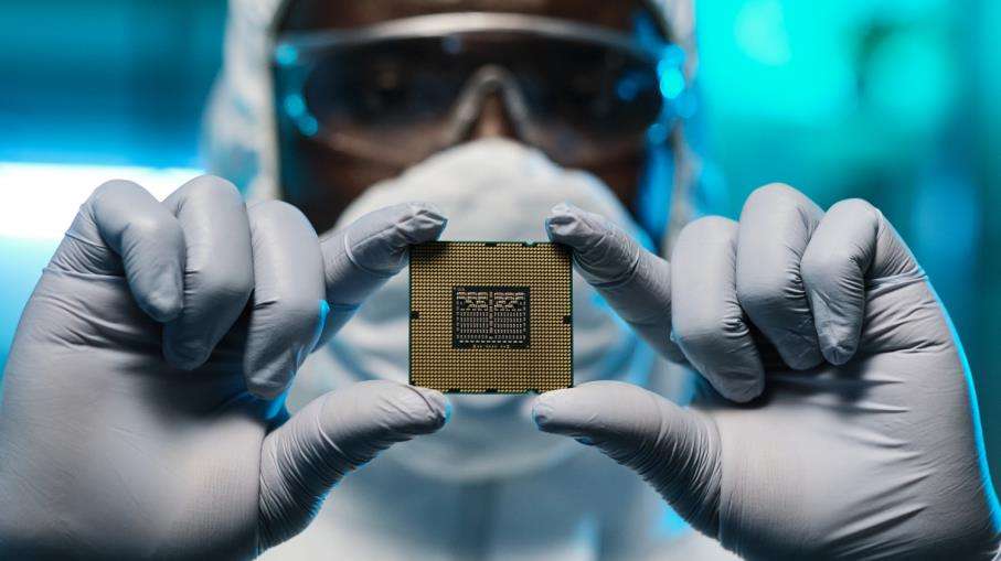 Arm Holdings: la guidance non convince il mercato, crollano le azioni