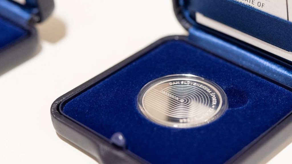 La moneta da 3 euro slovena per la Giornata nazionale dello Sport