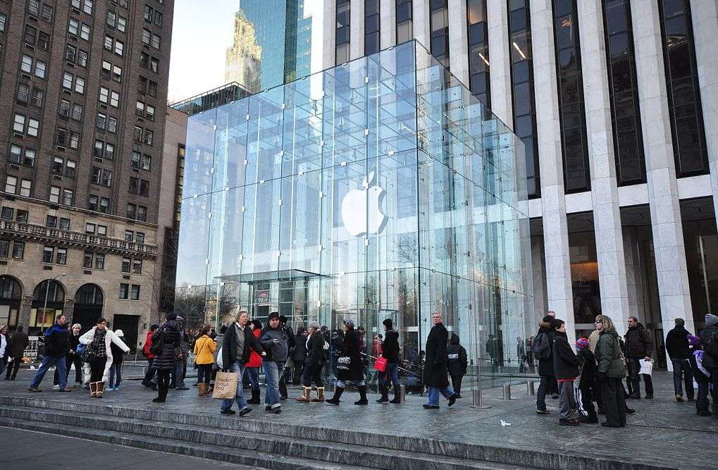 L'Apple Store sulla Fifth Avenue a New York