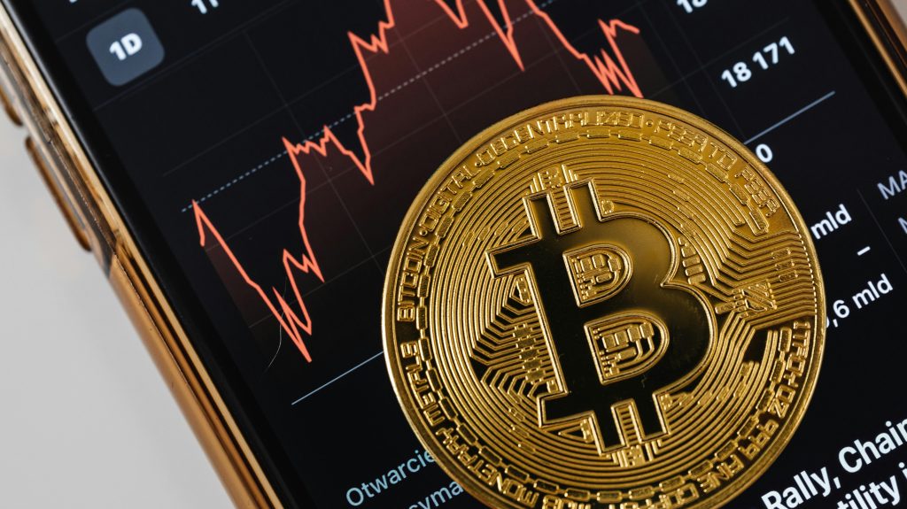 ETF Bitcoin spot: BlackRock &egrave; diventato il pi&ugrave; grande gestore
