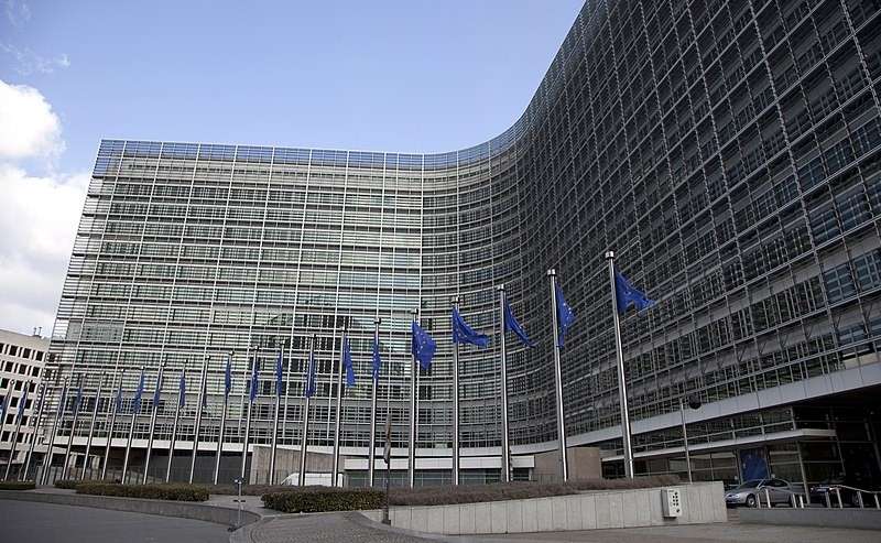 Debito UE: la BCE lancia l'allarme e la Commissione europea punisce Francia e Italia