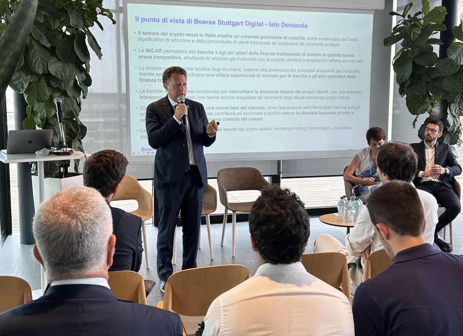 Luciano Serra, responsabile per l'Italia di Boerse Stuttgart Digital, presenta la ricerca del Politecnico sulle criptovalute
