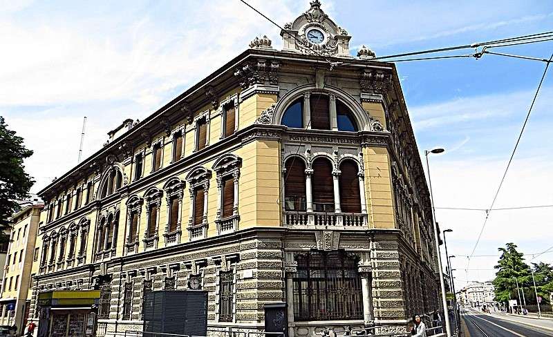 Poste Italiane: il governo rinvia il decreto per la vendita delle azioni