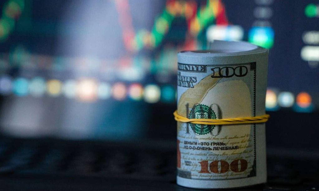 Dollaro USA: ecco perché il suo destino dipende dalle elezioni americane