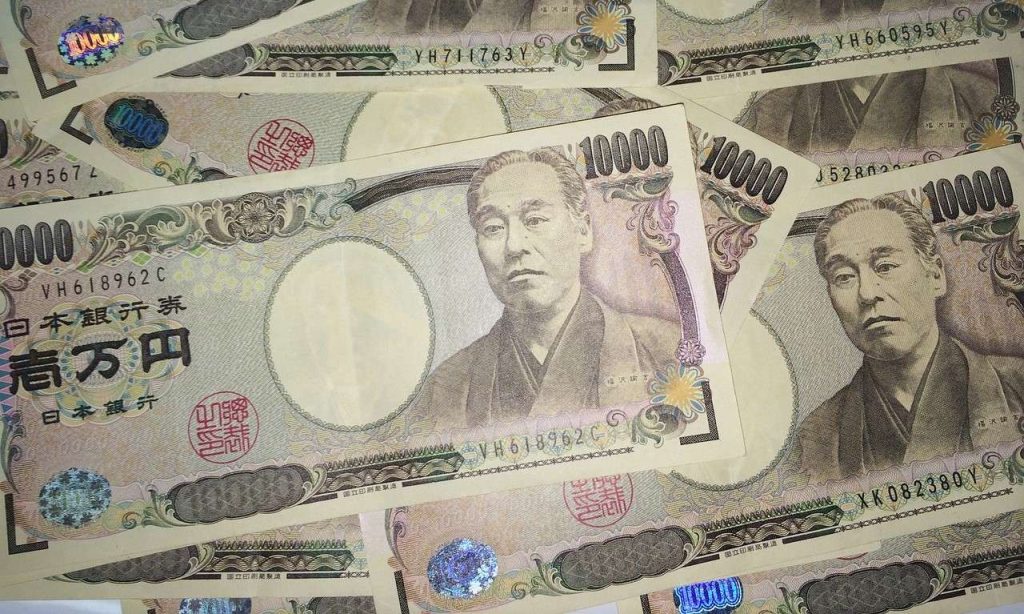 Yen: il probabile intervento del governo non accende il rally