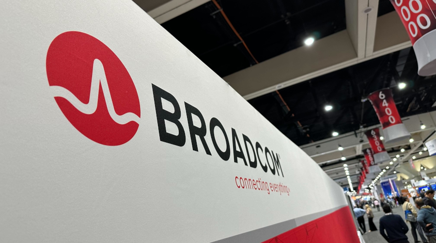 Azioni Broadcom: nuove vendite dopo i dati trimestrali, cosa fare ora?