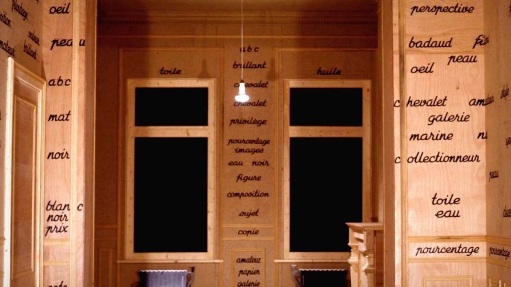 Un'installazione di Marcel Broodthaers