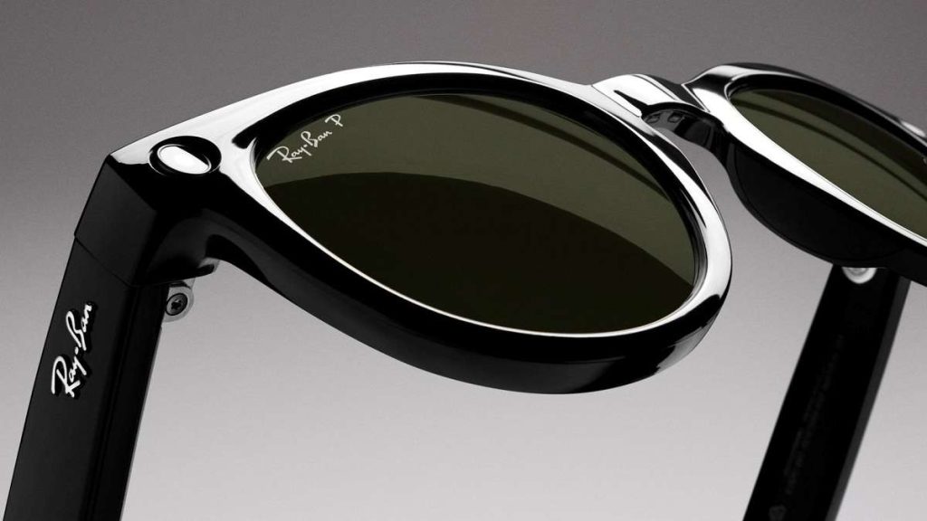 Gli smart glasses Ray-Ban Meta