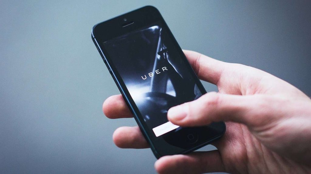 Uber ha valutato l'acquisizione di Expedia, ecco i dettagli