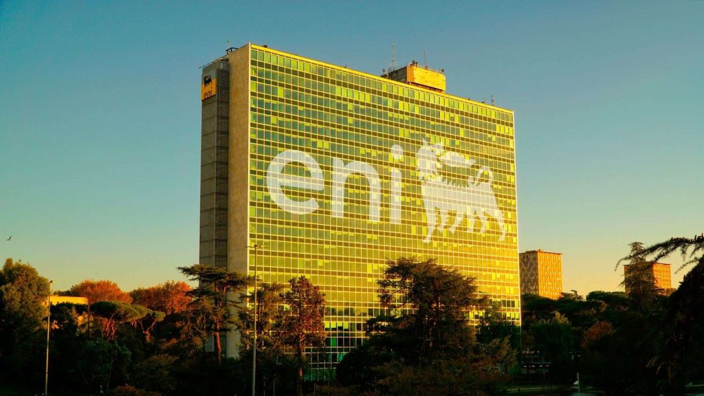 ENI: la trimestrale batte le attese, salgono le azioni in Borsa