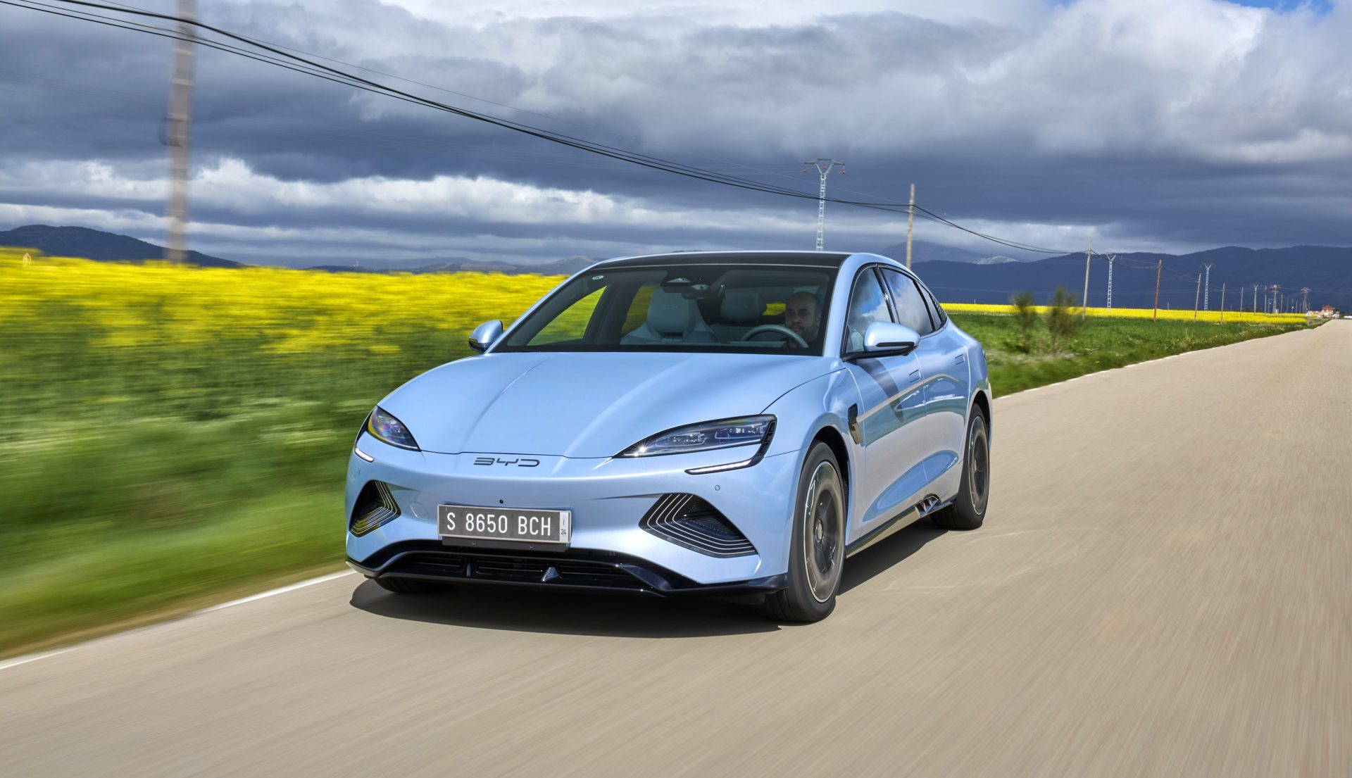 BYD: l'obiettivo ora è superare Ford nelle vendite 2024